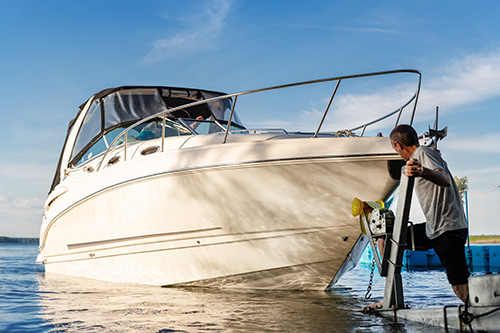 Lallis & Higgins Insurance - Boat Launching Tips